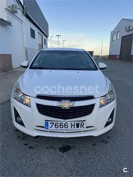 Usado Chevrolet Cruze LT 163 CV (119 kW) 2015 Blanco Berlina