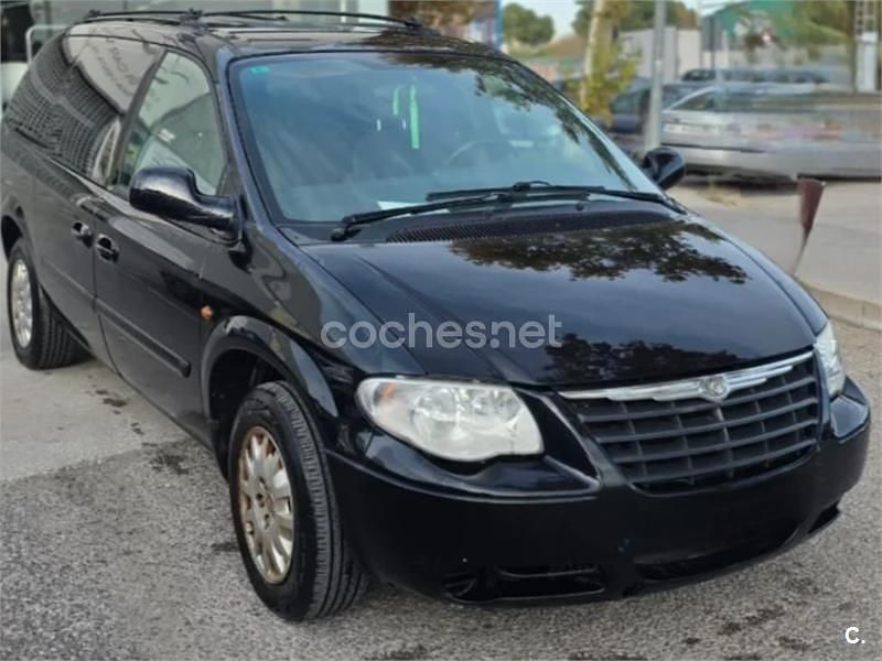 Negro Usado 2005 Chrysler Voyager Monovolumen | 3200 € (Buen precio) - Imagen 1/4
