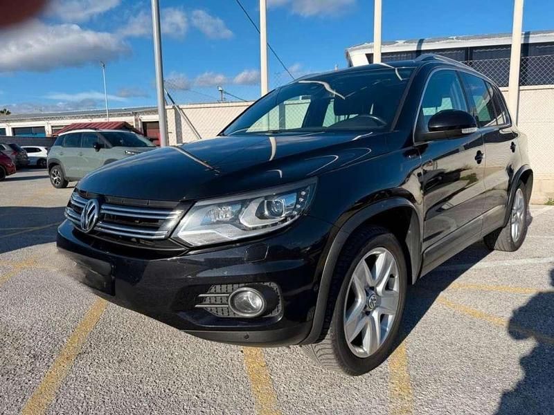 Usado VW Tiguan Business 140 CV (102 kW) 2015 Negro SUV