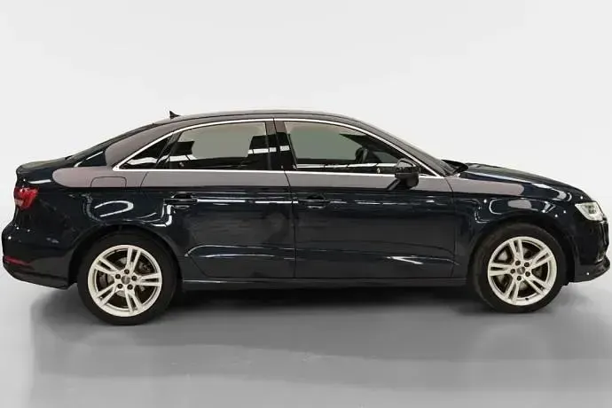 Usado Audi A3 Attraction 150 CV (110 kW) 2019 Berlina