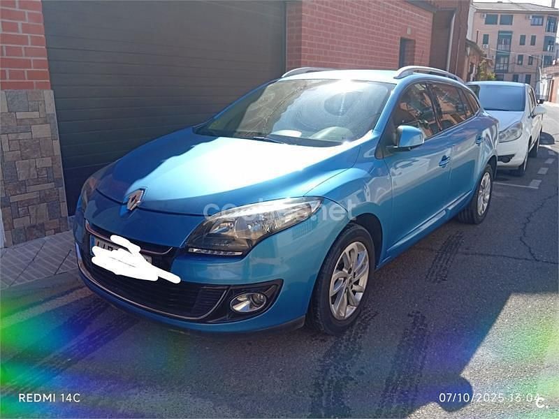 Usado Renault Mégane GrandTour Bose Edition 130 CV (95 kW) 2012 Azul Familiar