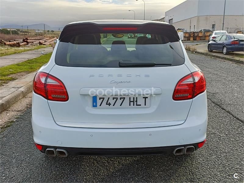 Usado Porsche Cayenne 240 CV (176 kW) 2012 Blanco SUV