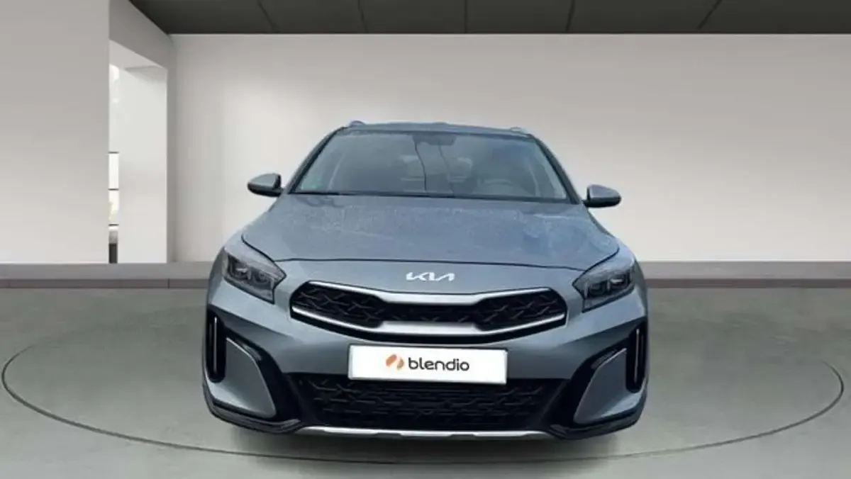 Nuevo Kia XCeed 116 CV (85 kW) 2026 Gris SUV