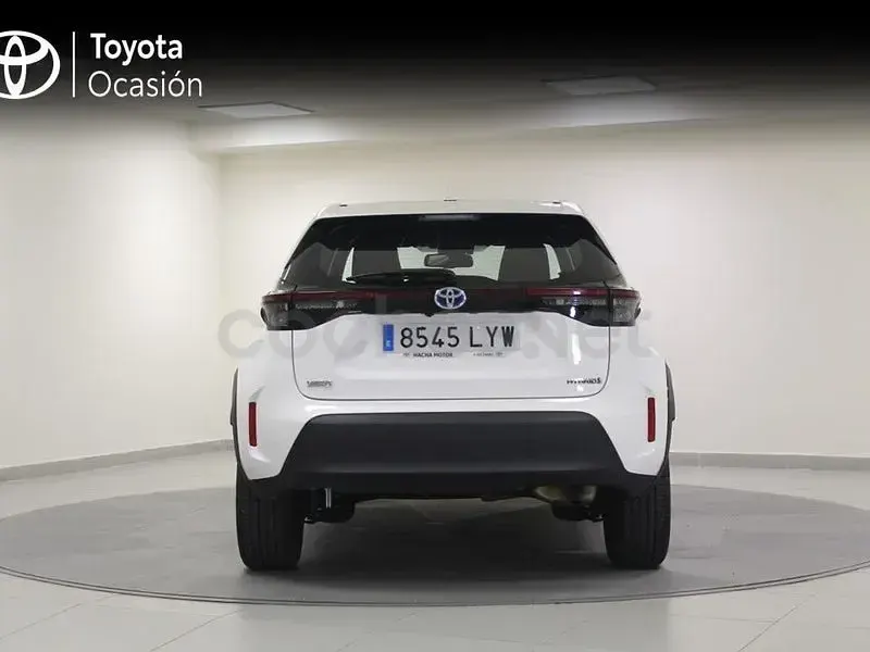 Usado Toyota Yaris Cross Active 116 CV (85 kW) 2022 Blanco SUV
