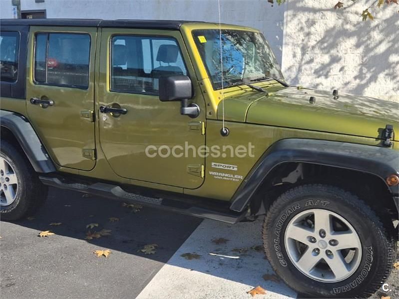Usado Jeep Wrangler Unlimited Sport 177 CV (130 kW) 2007 Verde SUV