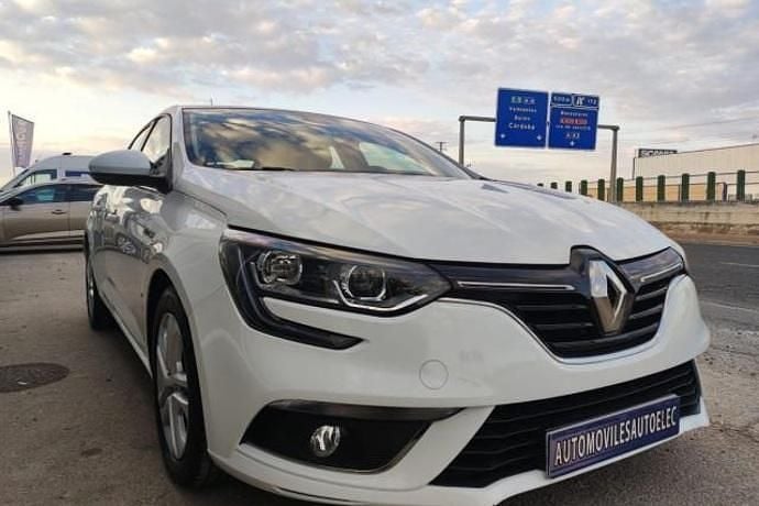 Usado Renault Mégane IV Zen 116 CV (85 kW) 2020 Berlina