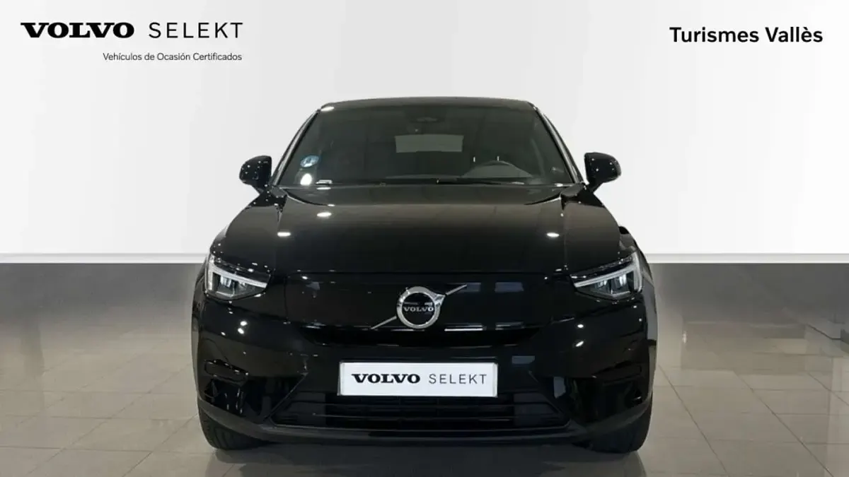 Usado Volvo C40 Core 185 kW (252 CV) 2023 Negro SUV