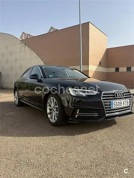 Usado Audi A4 S-Line 150 CV (110 kW) 2019 Negro Berlina