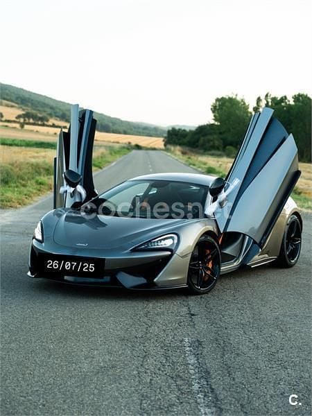 Usado McLaren 750S 750 CV (551 kW) 2025 Gris / plata Coupe