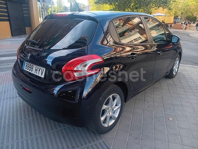 Usado Peugeot 208 Access 82 CV (60 kW) 2014 Azul Utilitario