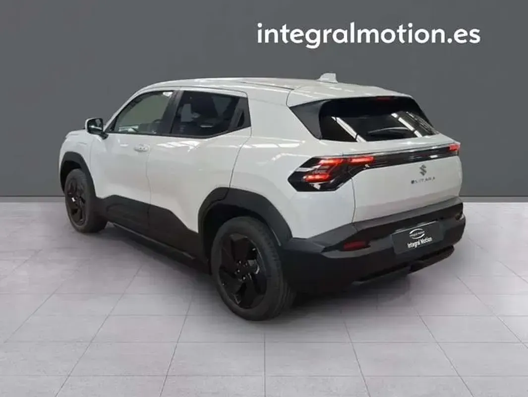 Nuevo Suzuki e-Vitara 127 kW (174 CV) 2026 Verde SUV