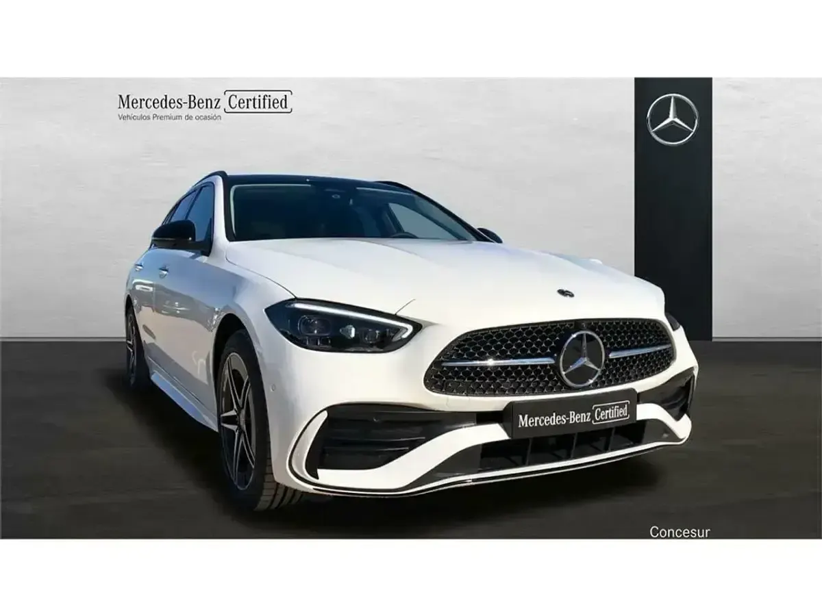Usado Mercedes C300e 313 CV (230 kW) 2022 Blanco Familiar