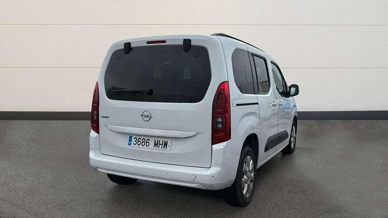 Usado Opel Combo Life Edition+ 102 CV (75 kW) 2023 Blanco Monovolumen