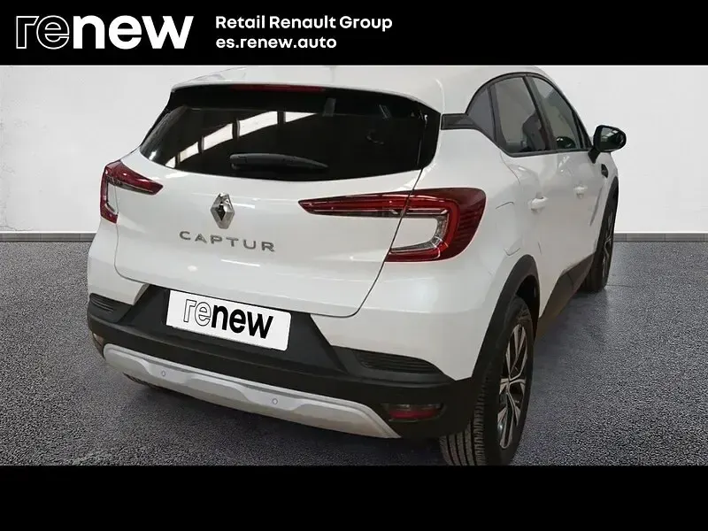 Usado Renault Captur Evolution 90 CV (66 kW) 2023 Blanco SUV