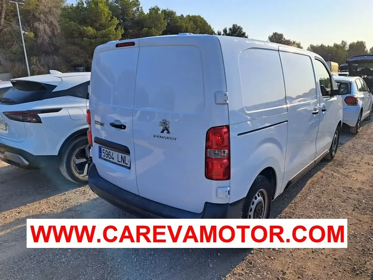 Usado Peugeot Expert Premium 120 CV (88 kW) 2021 Blanco Van