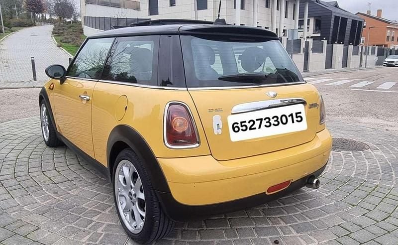Usado Mini Cooper D 109 CV (80 kW) 2007 Amarillo Utilitario