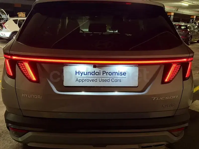 Nuevo Hyundai Tucson 136 CV (100 kW) 2025 Gris / plata SUV