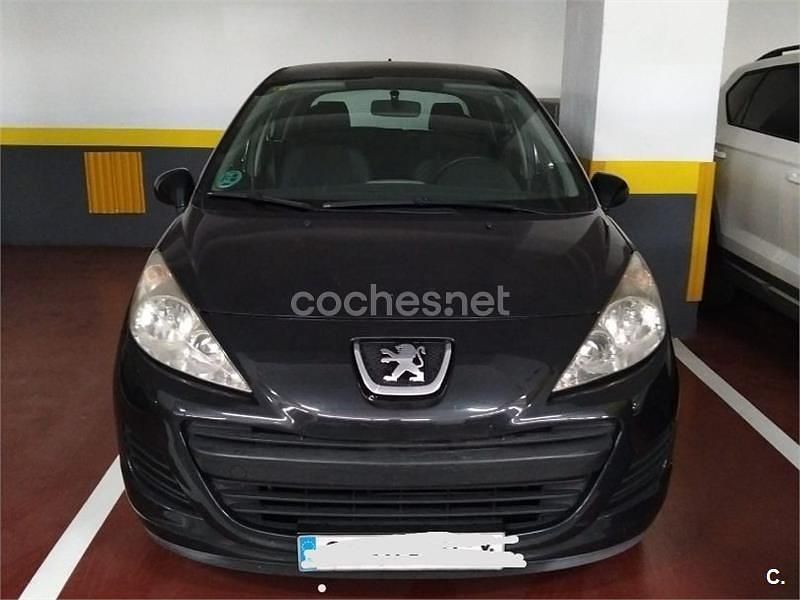 Negro Usado 2011 Peugeot 207 Berlina | 4700 € (Precio justo) - Imagen 1/4