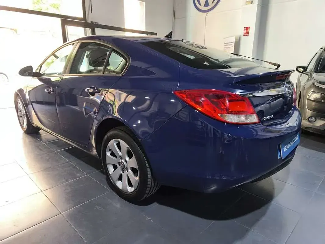 Usado Opel Insignia Excellence 129 CV (94 kW) 2012 Azul Berlina
