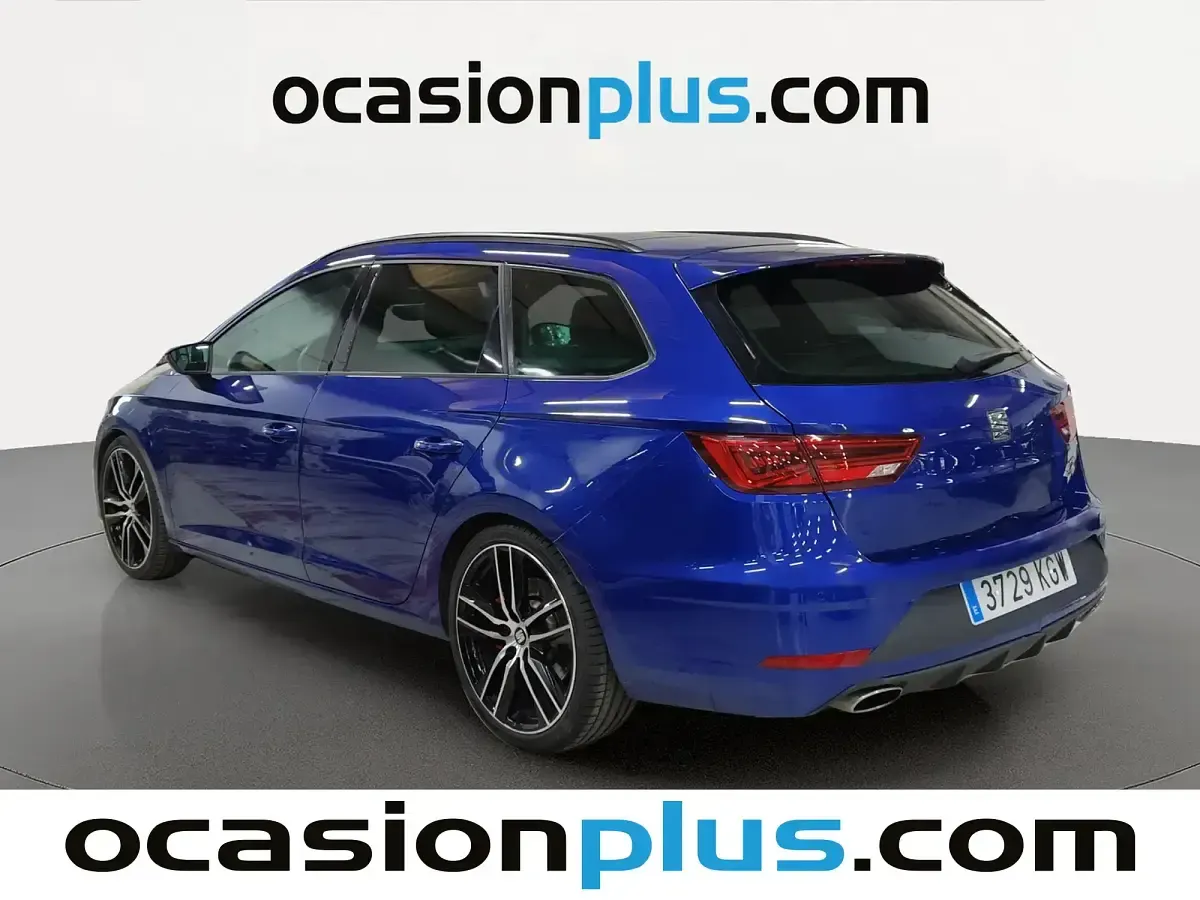 Usado Seat Leon CUPRA 300 CV (220 kW) 2018 Azul Familiar