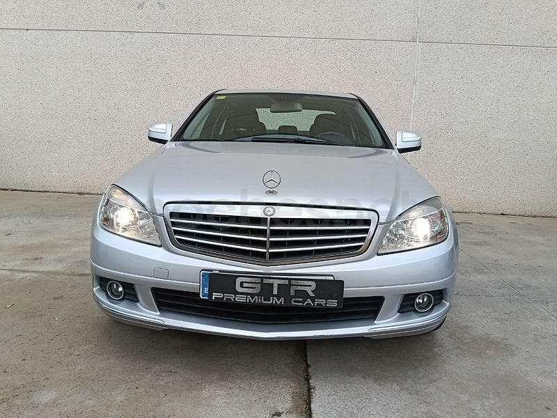 Usado Mercedes C180 Elegance 156 CV (114 kW) 2008 Gris / plata Berlina