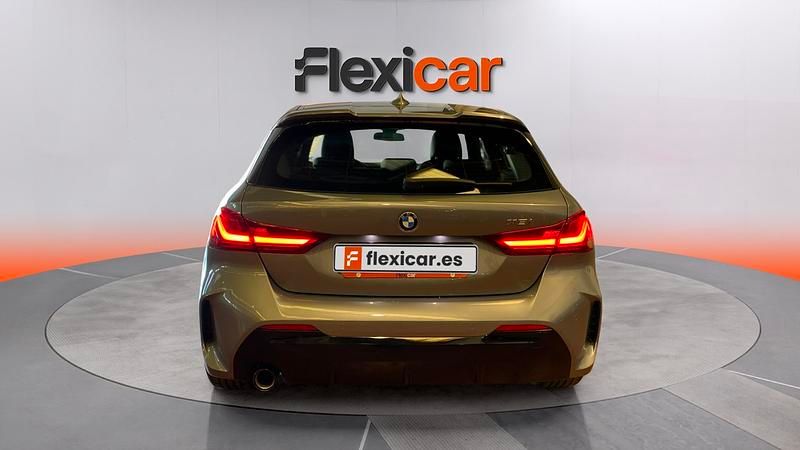 Usado BMW 118 136 CV (100 kW) 2024 Gris Utilitario