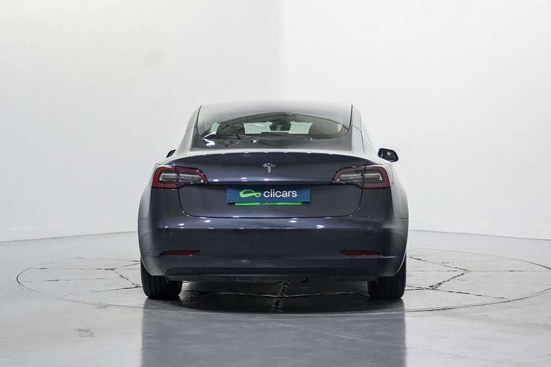 Usado Tesla Model 3 Standard Range 239 kW (325 CV) 2020 Plateado Berlina