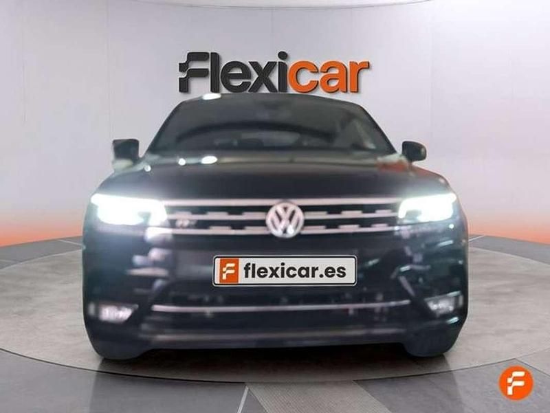 Usado VW Tiguan Sportline 150 CV (110 kW) 2017 Negro SUV