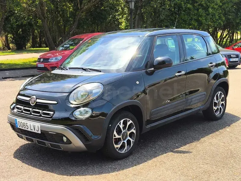 Usado Fiat 500L Cross 95 CV (69 kW) 2021 Negro Monovolumen
