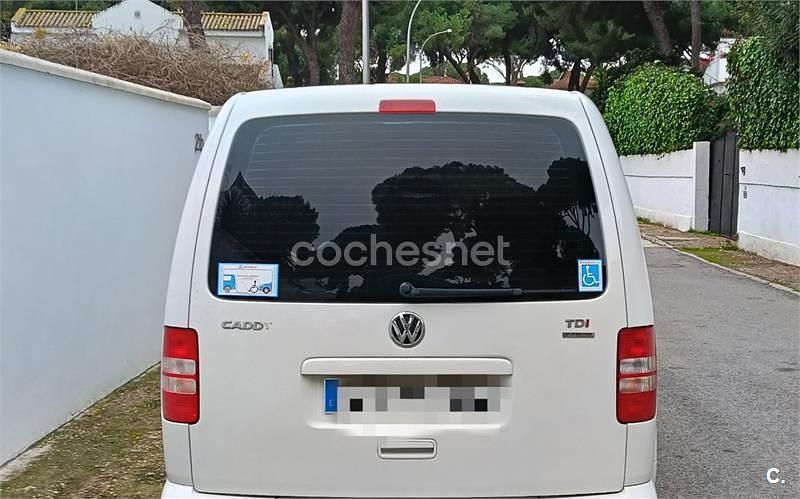 Usado VW Caddy Maxi Edition 102 CV (75 kW) 2014 Blanco Monovolumen