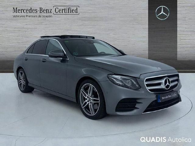 Usado Mercedes E220 194 CV (142 kW) 2019 Gris selenita