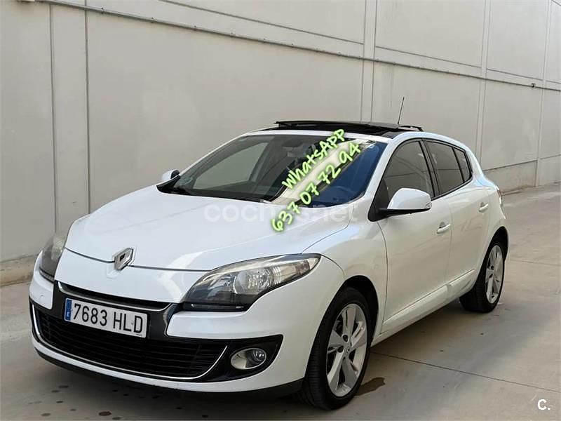 Blanco Usado 2012 Renault Mégane III Dynamique Berlina | 3200 € (Super precio) - Imagen 1/4