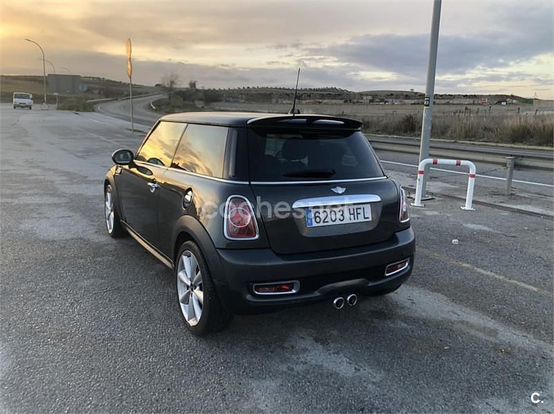 Usado Mini Cooper SD 143 CV (105 kW) 2011 Negro Utilitario