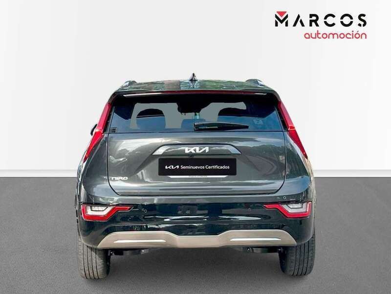 Usado Kia e-Niro 150 kW (204 CV) 2024 Gris SUV