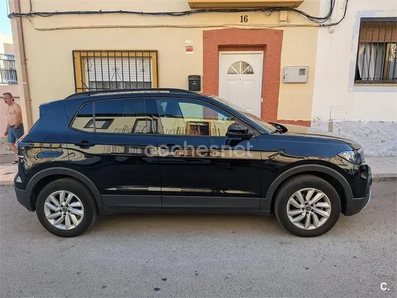 Usado VW T-Cross Advance 110 CV (80 kW) 2022 Negro SUV