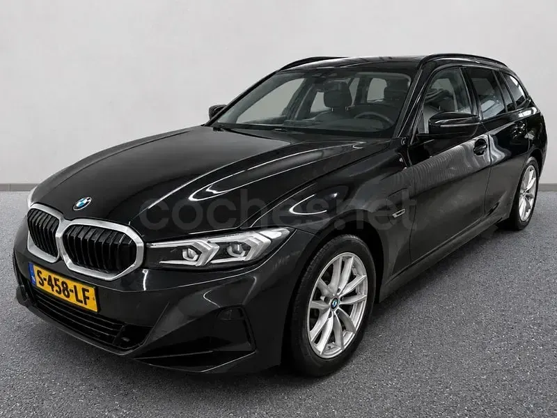 Usado BMW 320e Comfort Edition 204 CV (150 kW) 2023 Negro Familiar