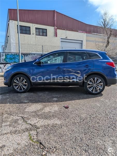 Usado Renault Kadjar Zen 140 CV (102 kW) 2019 Azul SUV