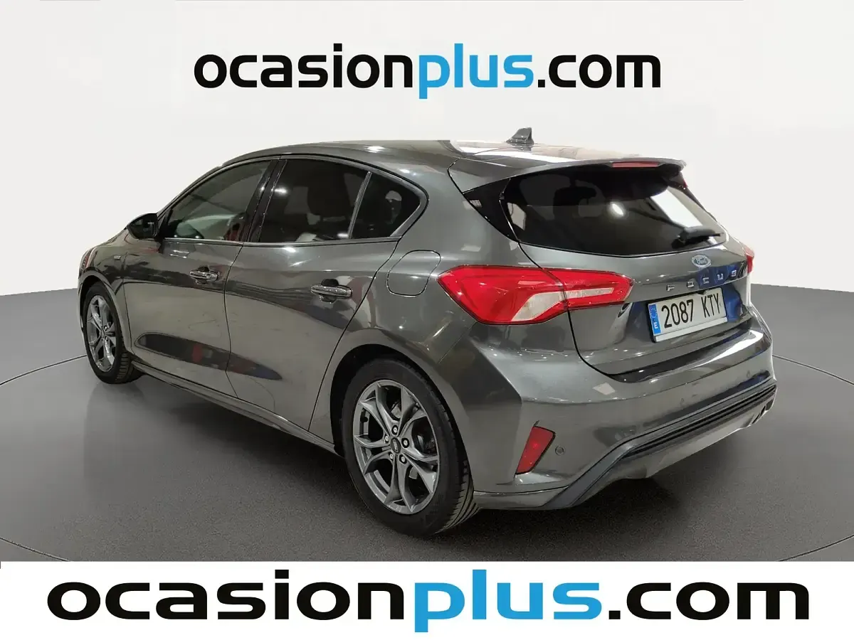 Usado Ford Focus ST-Line 125 CV (91 kW) 2019 Gris Berlina
