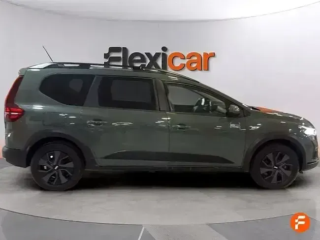 Usado Dacia Jogger Expression 140 CV (102 kW) 2023 Gris Monovolumen