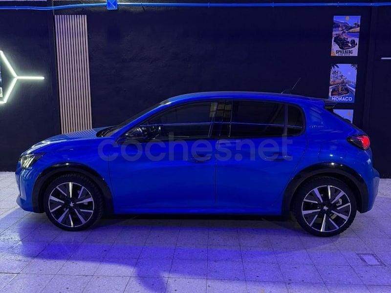 Usado Peugeot 208 GT-line 100 CV (73 kW) 2020 Azul Utilitario