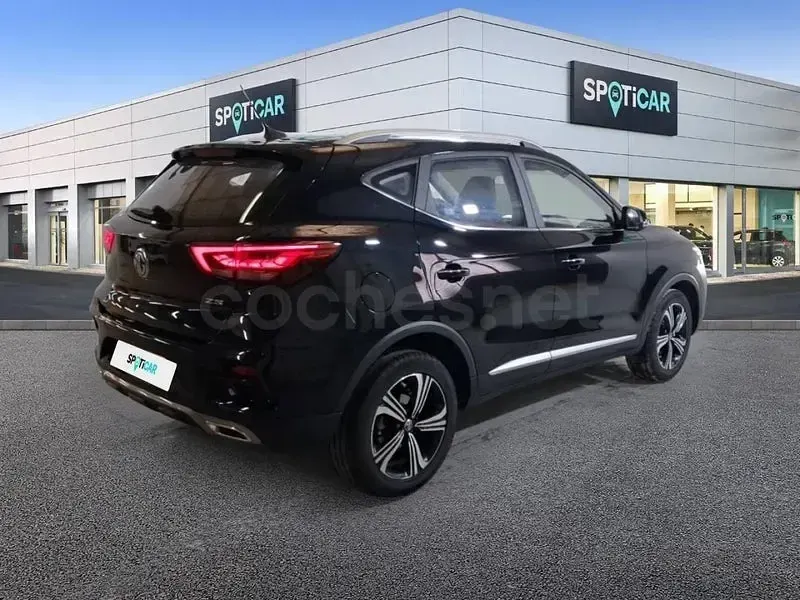 Usado MG ZS Comfort 106 CV (77 kW) 2023 Negro SUV