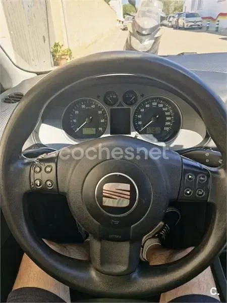Usado Seat Ibiza Stylance 85 CV (62 kW) 2007 Negro Utilitario