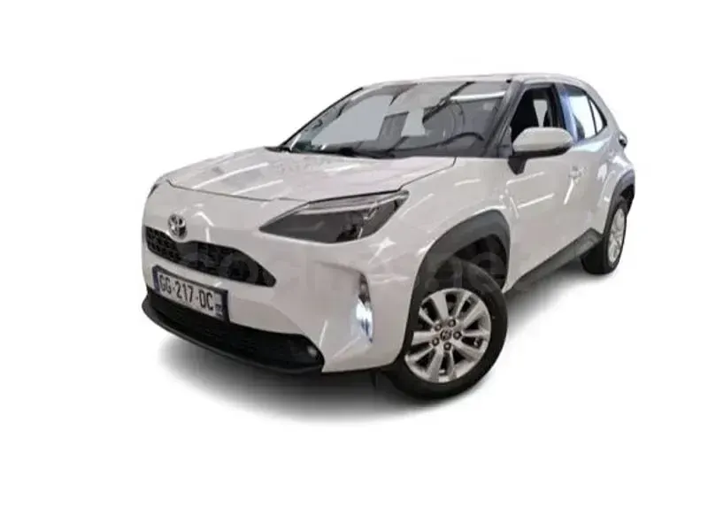 Usado Toyota Yaris Cross Active 116 CV (85 kW) 2022 Blanco SUV