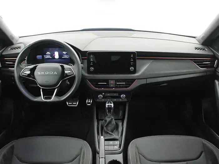 Usado Skoda Kamiq 150 CV (110 kW) 2025 Azul SUV