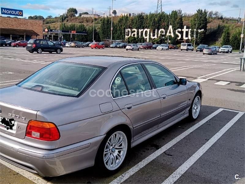 Usado BMW 530 184 CV (135 kW) 2001 Gris / plata Berlina