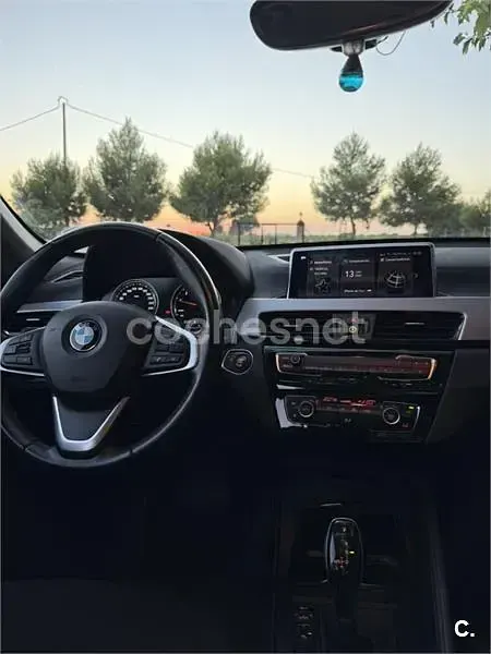 Usado BMW X1 140 CV (102 kW) 2021 Gris / plata SUV