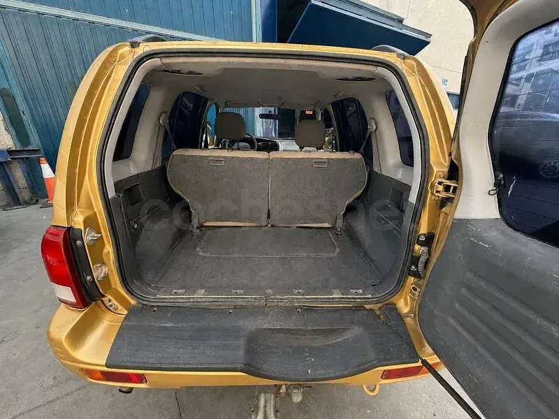 Usado Suzuki Grand Vitara 87 CV (63 kW) 1999 Amarillo SUV