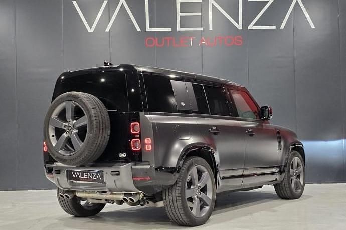 Usado Land Rover Defender Carpathian Edition 525 CV (386 kW) 2024 Negro SUV