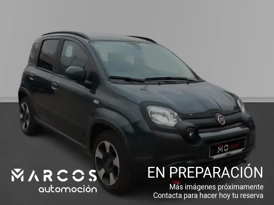 Usado Fiat Panda Cross Cross 70 CV (51 kW) 2024 Utilitario