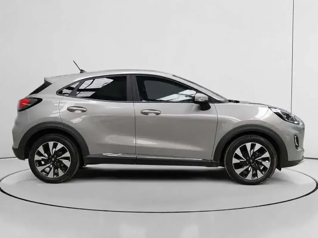 Usado Ford Puma Titanium 125 CV (91 kW) 2024 Gris SUV